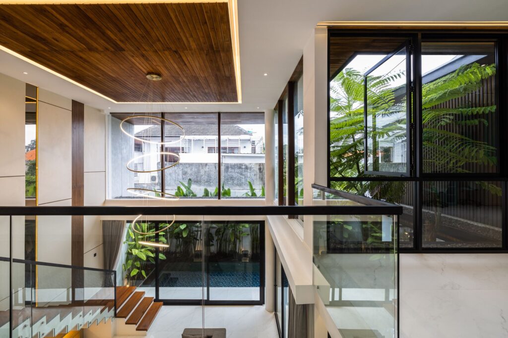 L’s House - 6