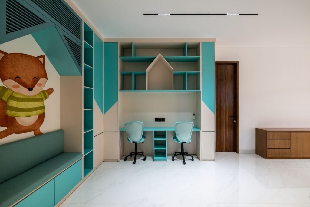 L’s House - 2